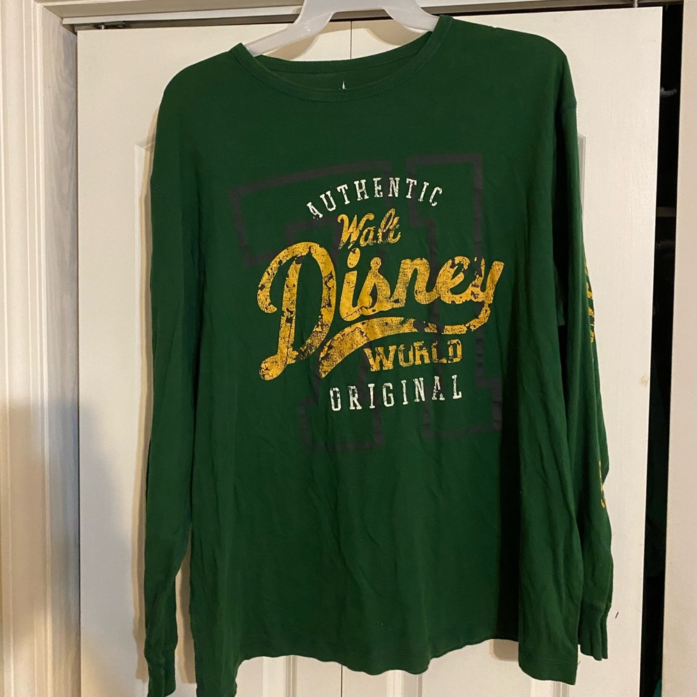 Long, dark, green T-shirt, Disney parks, aesthetic original size 2X